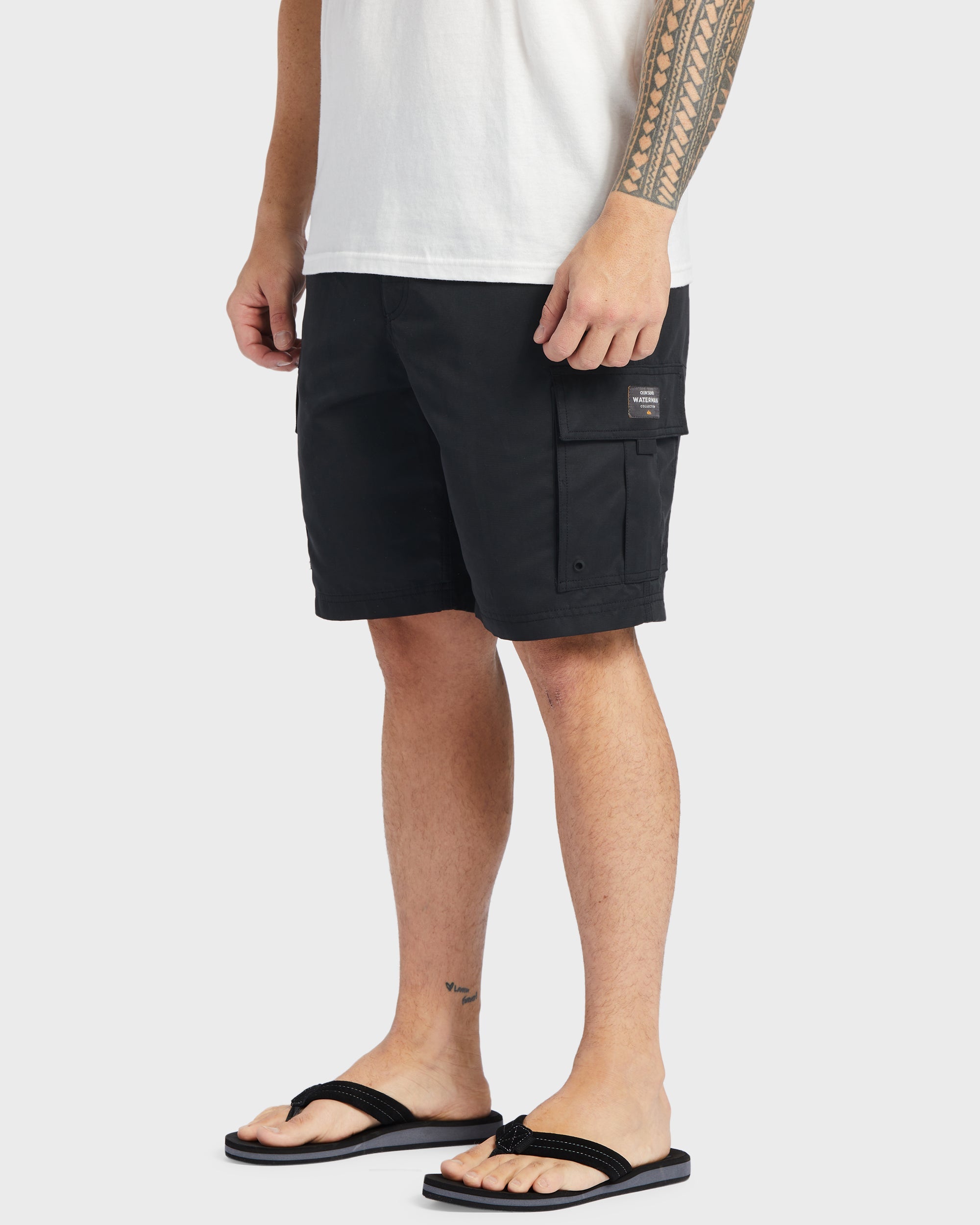 Waterman Maldive Atoll 20" Cargo Shorts - Black